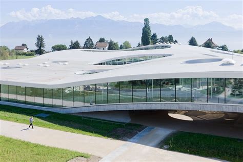 rolex learning center.